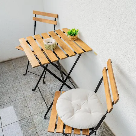 Modernes Offenbach, Naehe Frankfurt Messe * Offenbach am Main